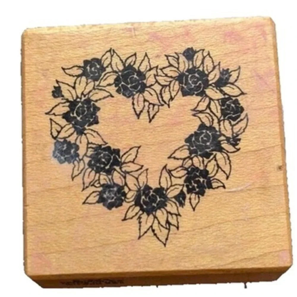 PSX Designs Flower Heart E554 Rubber Stamp Wood #F85